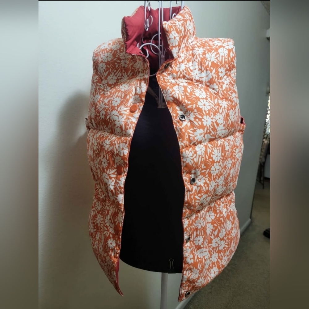 Womans Reversible Jacket - Picture 5 of 9